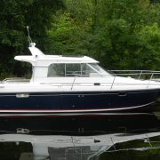 nimbus-280-coupe-arkivbild-1